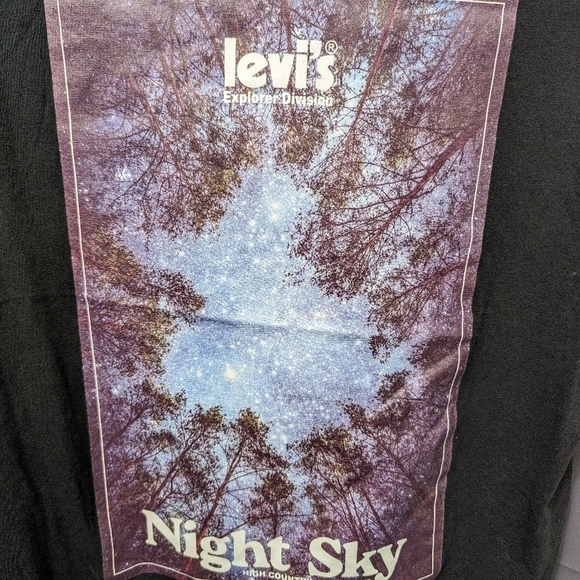 Levi's Night Sky Mens Tee Sz XS - Picture 7 of 11